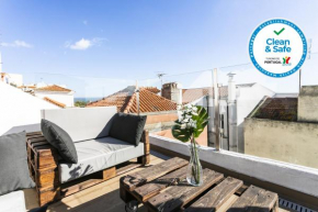 Cosy Alfama Hideout - with rooftop terrace